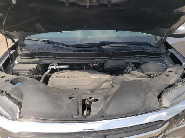 5FNYF6H55JB070231 - 2018 HONDA PILOT EXL Srebrny zdjęcie 12