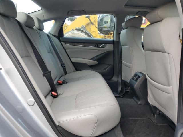 1HGCV1F51JA089646 - 2018 HONDA ACCORD EXL SILVER photo 10