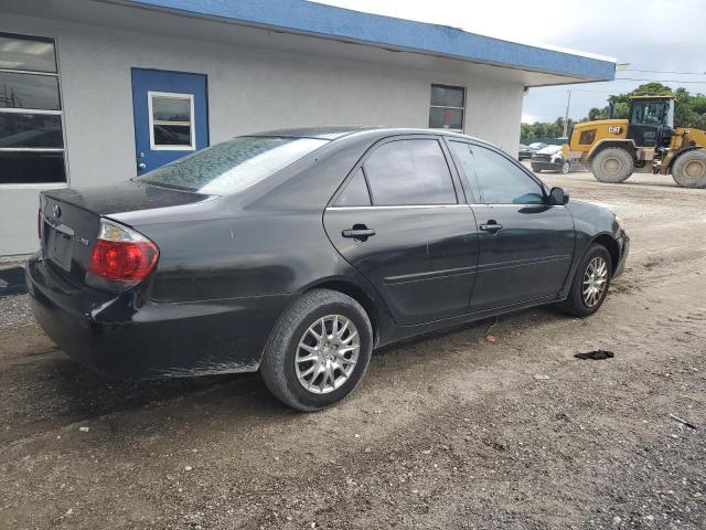 4T1BE32K35U076849 - 2005 TOYOTA CAMRY LE BLACK photo 3