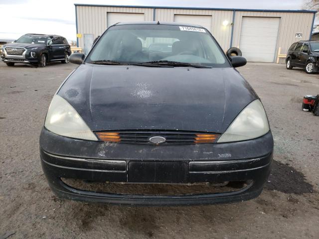 3FAFP31383R179172 - 2003 FORD FOCUS ZX3 BLACK photo 5