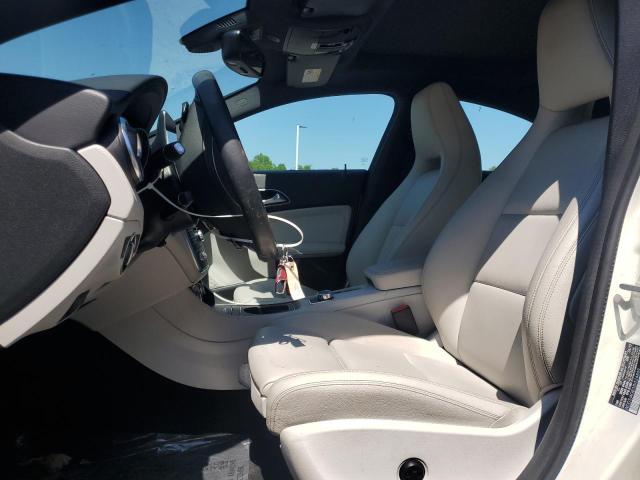 WDDSJ4GB3JN524869 - 2018 MERCEDES-BENZ CLA 250 4MATIC WHITE photo 14