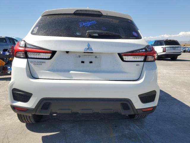 JA4ARUAU2MU023520 - 2021 MITSUBISHI OUTLANDER ES WHITE photo 6