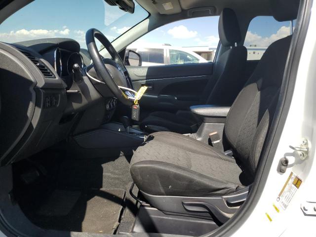 JA4ARUAU2MU023520 - 2021 MITSUBISHI OUTLANDER ES WHITE photo 7