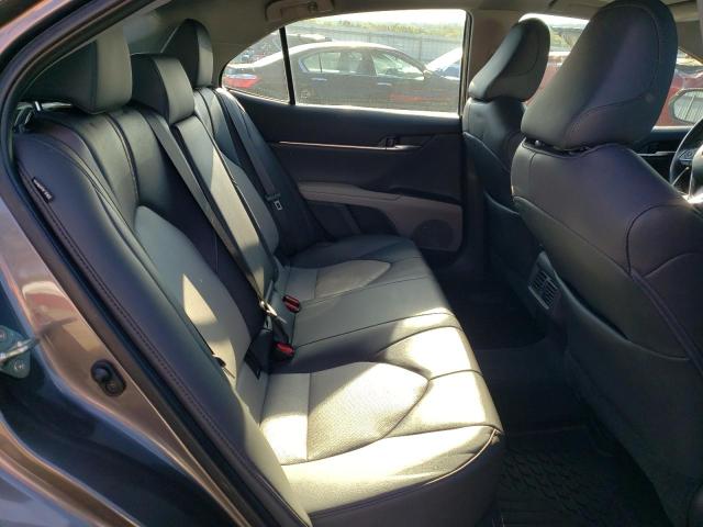 4T1F11AK4LU928464 - 2020 TOYOTA CAMRY XLE 灰色 照片 10