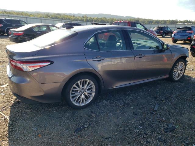 4T1F11AK4LU928464 - 2020 TOYOTA CAMRY XLE 灰色 照片 3