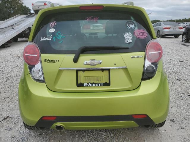 KL8CF6S91DC513619 - 2013 CHEVROLET SPARK 2LT GREEN photo 6