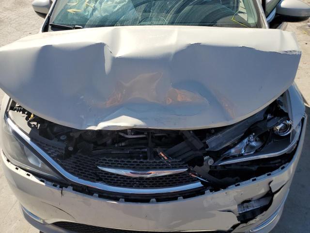 2C4RC1BG7HR796097 - 2017 CHRYSLER PACIFICA TOURING L WHITE photo 12