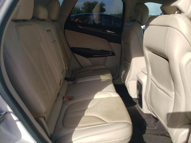 5LMCJ3C99HUL27595 - 2017 LINCOLN MKC RESERVE 白色 照片 10