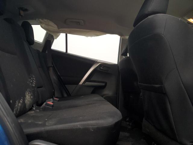 JTMBFREV7JJ197177 - 2018 TOYOTA RAV4 LE 蓝色 照片 11