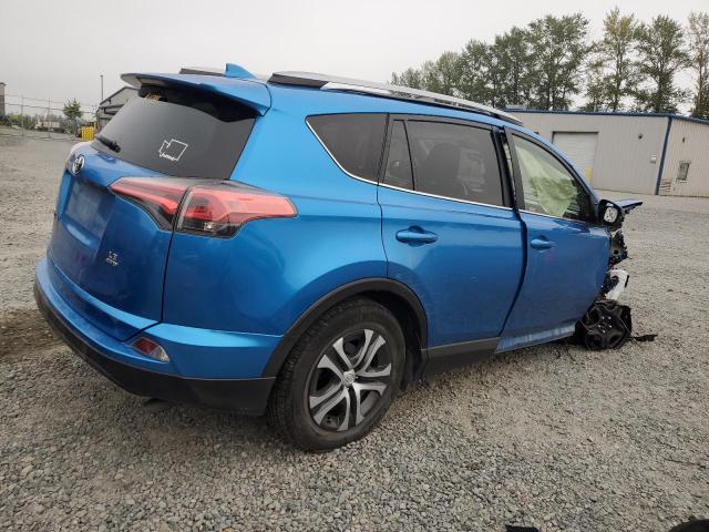 JTMBFREV7JJ197177 - 2018 TOYOTA RAV4 LE 蓝色 照片 3