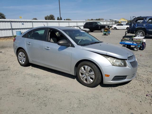 1G1PA5SH2D7240961 - 2013 CHEVROLET CRUZE LS SILVER photo 4