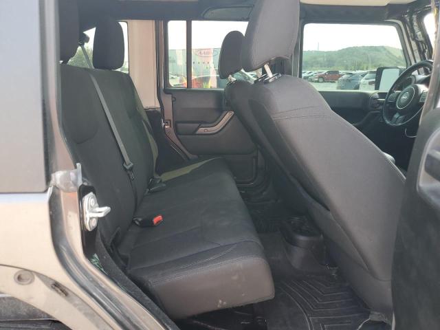 1C4BJWDG3JL907275 - 2018 JEEP WRANGLER U SPORT فحمي صورة 11