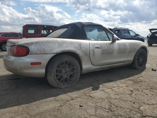 JM1NB353740402513 - 2004 MAZDA MX-5 MIATA BASE SILVER photo 3