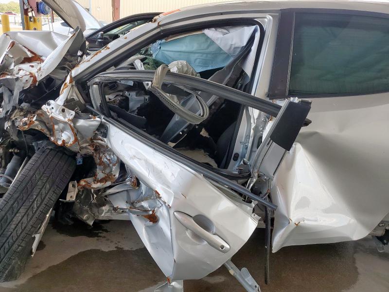 JTND4MBE9P3196174 - 2023 TOYOTA COROLLA SE SILVER photo 7