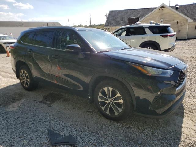 5TDHZRBH7LS030419 - 2020 TOYOTA HIGHLANDER XLE Siyah fotoğraf 4