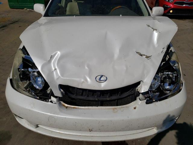 JTHBA30G655134833 - 2005 LEXUS ES 330 WHITE photo 11