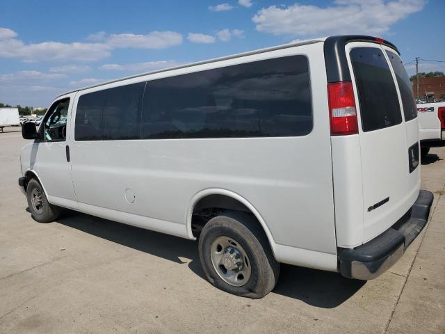 1GAZGPFG3L1120804 - 2020 CHEVROLET EXPRESS G3 LT WHITE photo 2