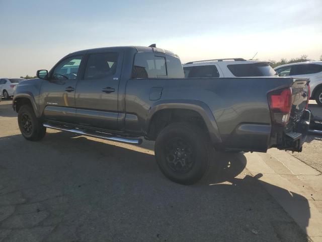 3TMBZ5DN5KM019662 - 2019 TOYOTA TACOMA DOUBLE CAB CHARCOAL photo 2