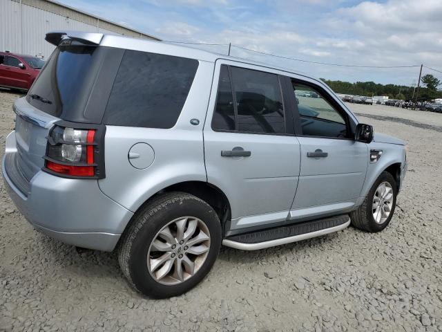 SALFR2BN8BH220200 - 2011 LAND ROVER LR2 HSE SILVER photo 3