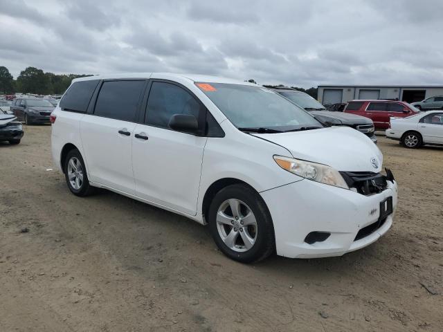 5TDZZ3DC8HS859459 - 2017 TOYOTA SIENNA SILVER photo 4