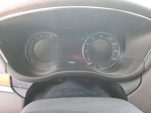 5LMCJ2C99HUL14436 - 2017 LINCOLN MKC SELECT WHITE photo 9