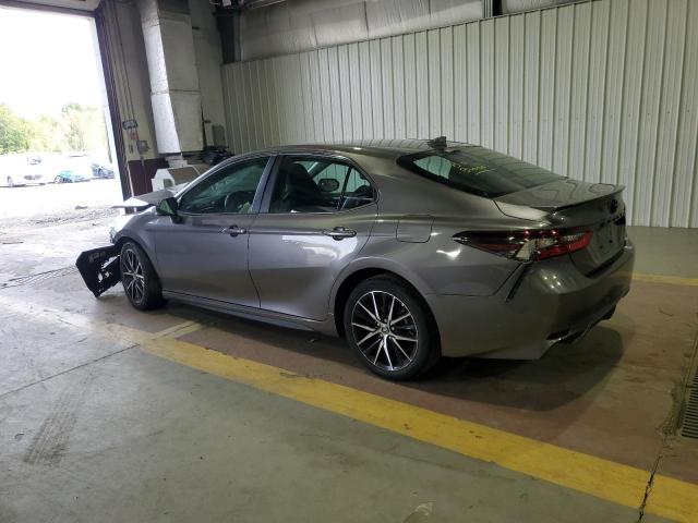 4T1G11BK6RU114098 - 2024 TOYOTA CAMRY SE NIGHT SHADE GRAY photo 2