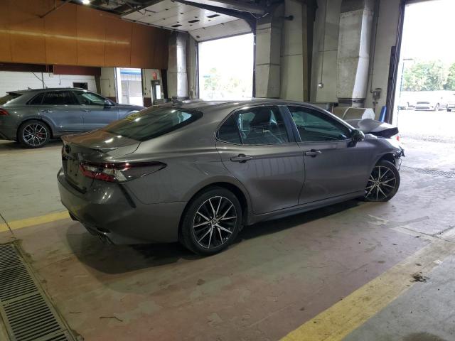 4T1G11BK6RU114098 - 2024 TOYOTA CAMRY SE NIGHT SHADE GRAY photo 3