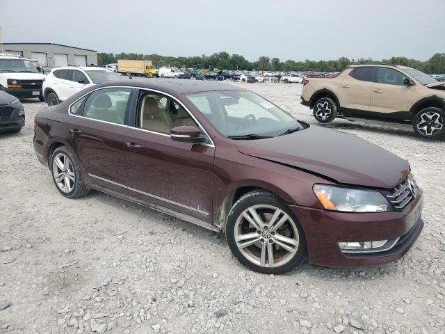 1VWCN7A37DC001552 - 2013 VOLKSWAGEN PASSAT SEL Bordeaux photo 4
