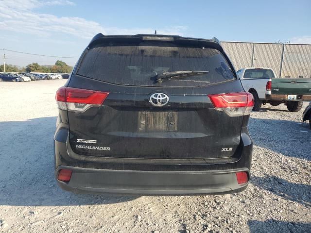 5TDKZRFH7JS272379 - 2018 TOYOTA HIGHLANDER SE BLACK photo 6