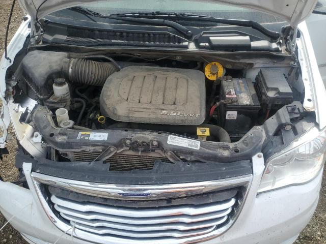 2C4RC1CG7FR573411 - 2015 CHRYSLER TOWN & COU TOURING L WHITE photo 12