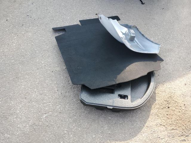 5YFBPRBE7LP044797 - 2020 TOYOTA COROLLA LE 白色 照片 12