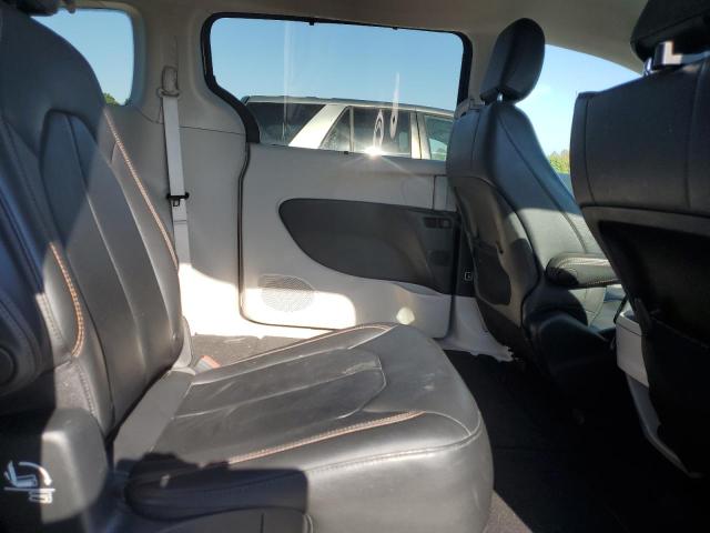 2C4RC1BG3HR745468 - 2017 CHRYSLER PACIFICA TOURING L CHARCOAL photo 11