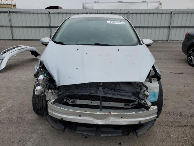 3FADP4EJXFM111477 - 2015 FORD FIESTA SE SILVER photo 5