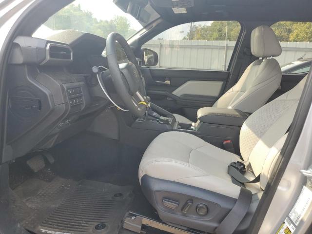 3TMLB5JN7RM067333 - 2024 TOYOTA TACOMA DOUBLE CAB فضي صورة 7