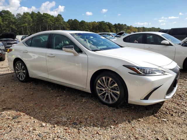 58AD11D17MU003455 - 2021 LEXUS ES 250 BASE WHITE photo 4