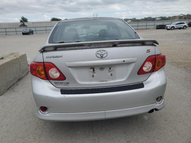 1NXBU40E09Z028608 - 2009 TOYOTA COROLLA BASE SILVER photo 6