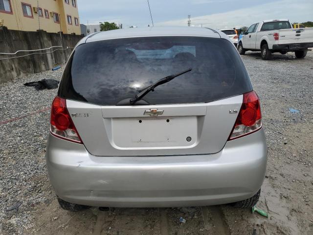 KL1TD66667B727536 - 2007 CHEVROLET AVEO BASE SILVER photo 6