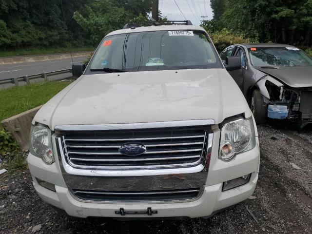 1FMEU6DE1AUA31590 - 2010 FORD EXPLORER XLT WHITE photo 5