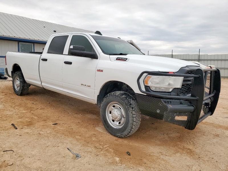 3C6UR5HJ8NG251554 - 2022 RAM 2500 TRADESMAN WHITE photo 4