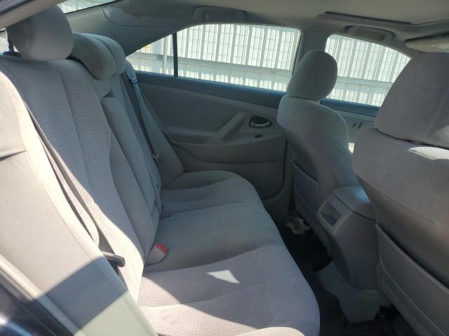 4T4BF3EK0BR135432 - 2011 TOYOTA CAMRY BASE GRAY photo 10