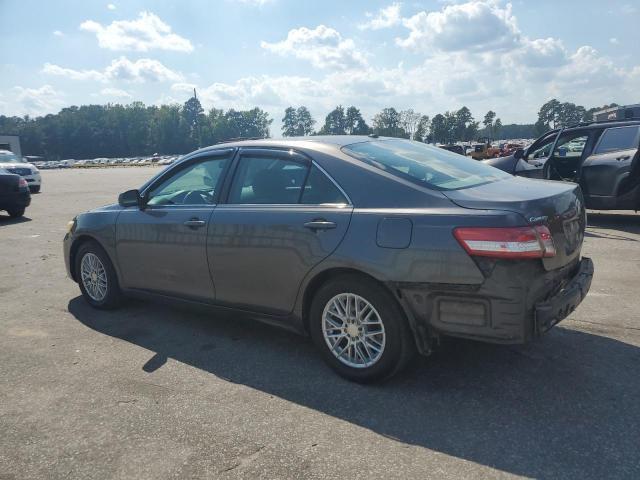 4T4BF3EK0BR135432 - 2011 TOYOTA CAMRY BASE GRAY photo 2