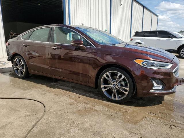 3FA6P0K97KR229642 - 2019 FORD FUSION TITANIUM BURGUNDY photo 4