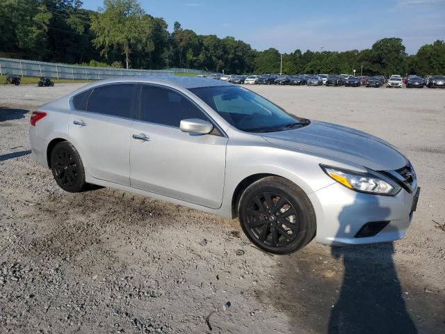 1N4AL3AP2JC177521 - 2018 NISSAN ALTIMA 2.5 فضي صورة 4