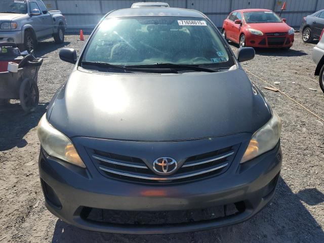 2T1BU4EE0DC943591 - 2013 TOYOTA COROLLA BASE ნაცრისფერი ფოტო 5