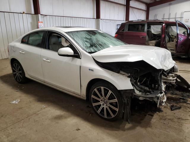 YV149MFD1F1317405 - 2015 VOLVO S60 PLATINUM WHITE photo 4