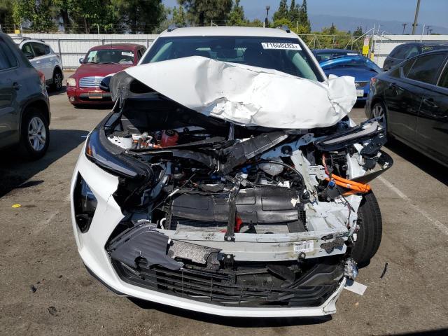 1G1FY6S04P4150742 - 2023 CHEVROLET BOLT EUV LT WHITE photo 5