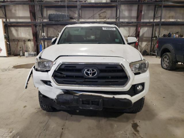 5TFSX5EN2HX049239 - 2017 TOYOTA TACOMA ACCESS CAB WHITE photo 5