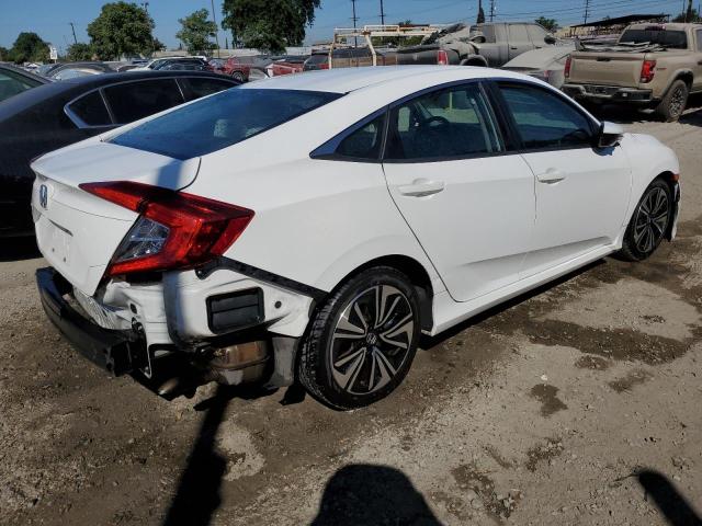 2HGFC2F53HH548082 - 2017 HONDA CIVIC LX WHITE photo 3