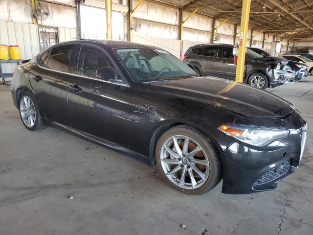 ZARFAEBN8H7538158 - 2017 ALFA ROMEO GIULIA BLACK photo 4