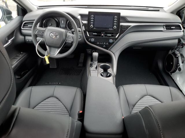 4T1T11AK0PU183950 - 2023 TOYOTA CAMRY SE NIGHT SHADE WHITE photo 8